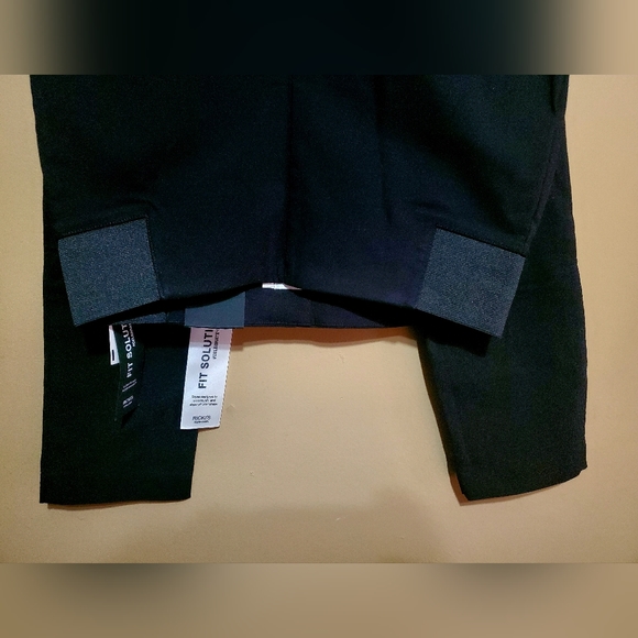 BNWT L black pants - Picture 4 of 6